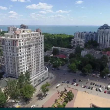 Bel'etazh With Sea And Muzkomedia View Odessa